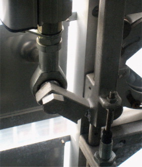 Mechanical diaphragms – image showing damage to the arm that transmits the force ...