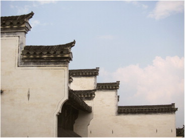 Horsehead walls as a distinct architectural feature of the Hui-style vernacular ...