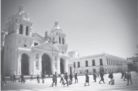 en el lateral del Cabildo de Córdoba: lo que fue prisión del D2
