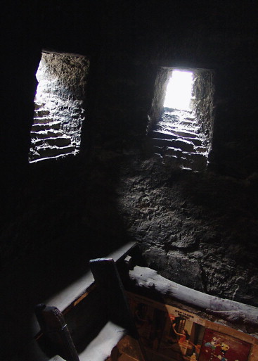 Windproof and lighting blockhouse-styled architectural windows.