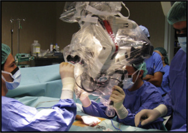 Introdução no campo do microscópio operativo Leica®OHS com ocular 10x/21.