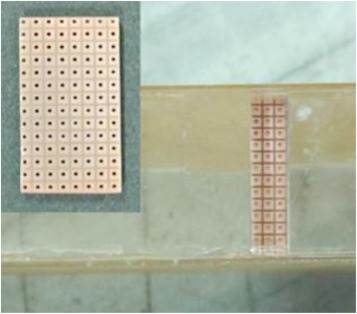 Bubble injection porous at the bottom of the catamaran hull.