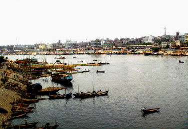 Existing Riverside of Chawkbazar and Lalbagh Area.