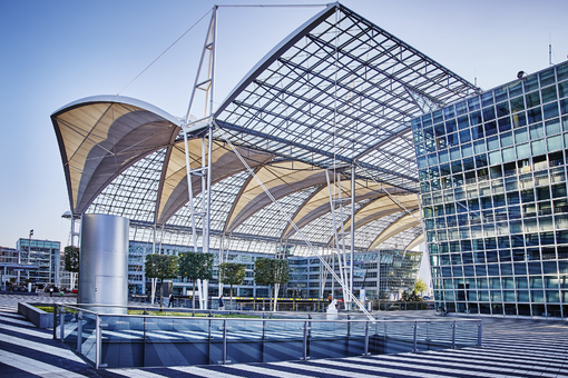 Textile roof cover in the airport of München.