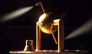 Replica of Hero's aelopile [4